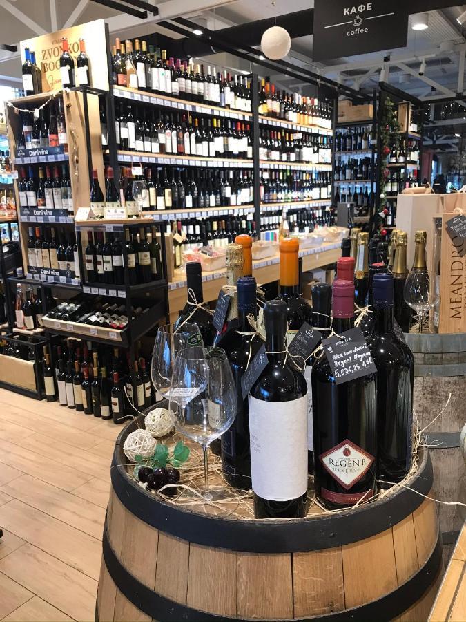 Korpa Deli Rooms 노비사드 외부 사진