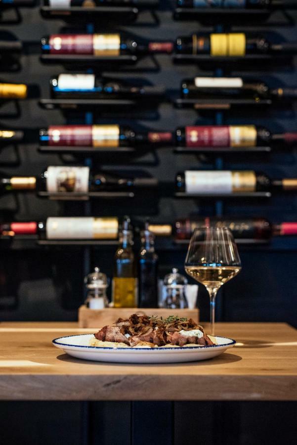 Korpa Deli Rooms 노비사드 외부 사진